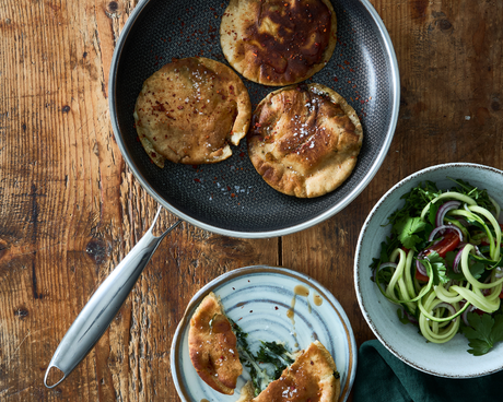 Recept voor pitabrood met kaas en spinazie – klaar in 20 min.