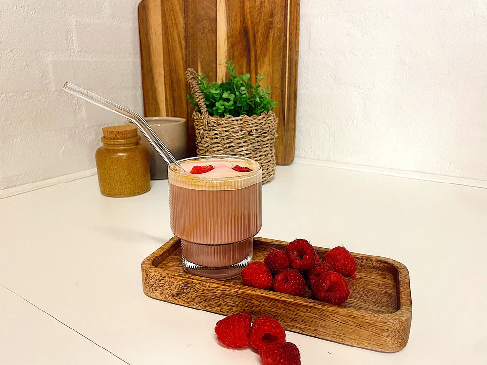 Berry Iced Latte – fruitige ijskoffie met aardbei en framboos