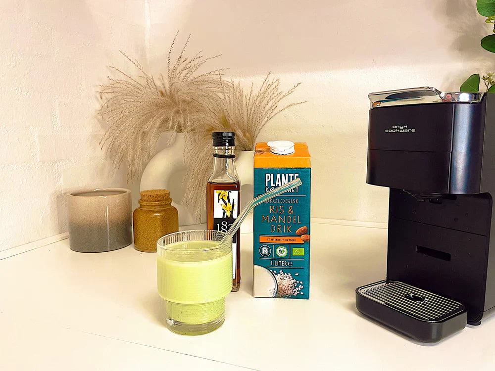 Classic Iced Matcha Latte – eenvoudige matcha latte met ijs
