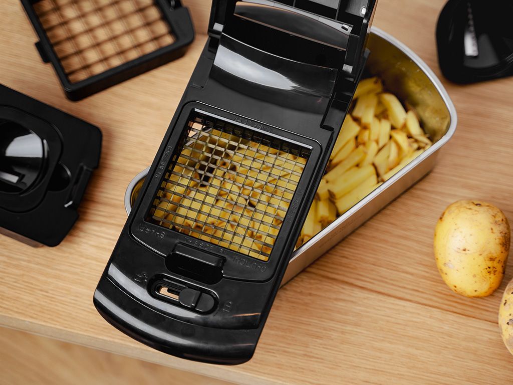 ROESTVRIJSTALEN HAKKER