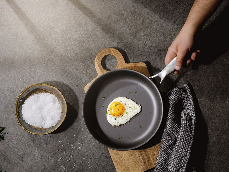 ZERO – NATUURLIJKE ANTI-AANBAK KOEKENPAN 22CM