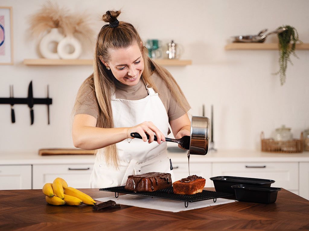 ESSENTIAL BAKING KIT - 6