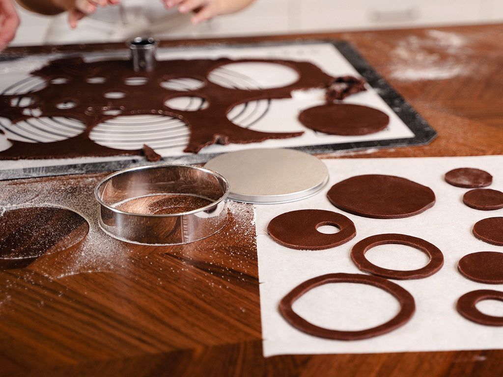 ROESTVRIJSTALEN KOEKJESUITSTEKERSET - 2