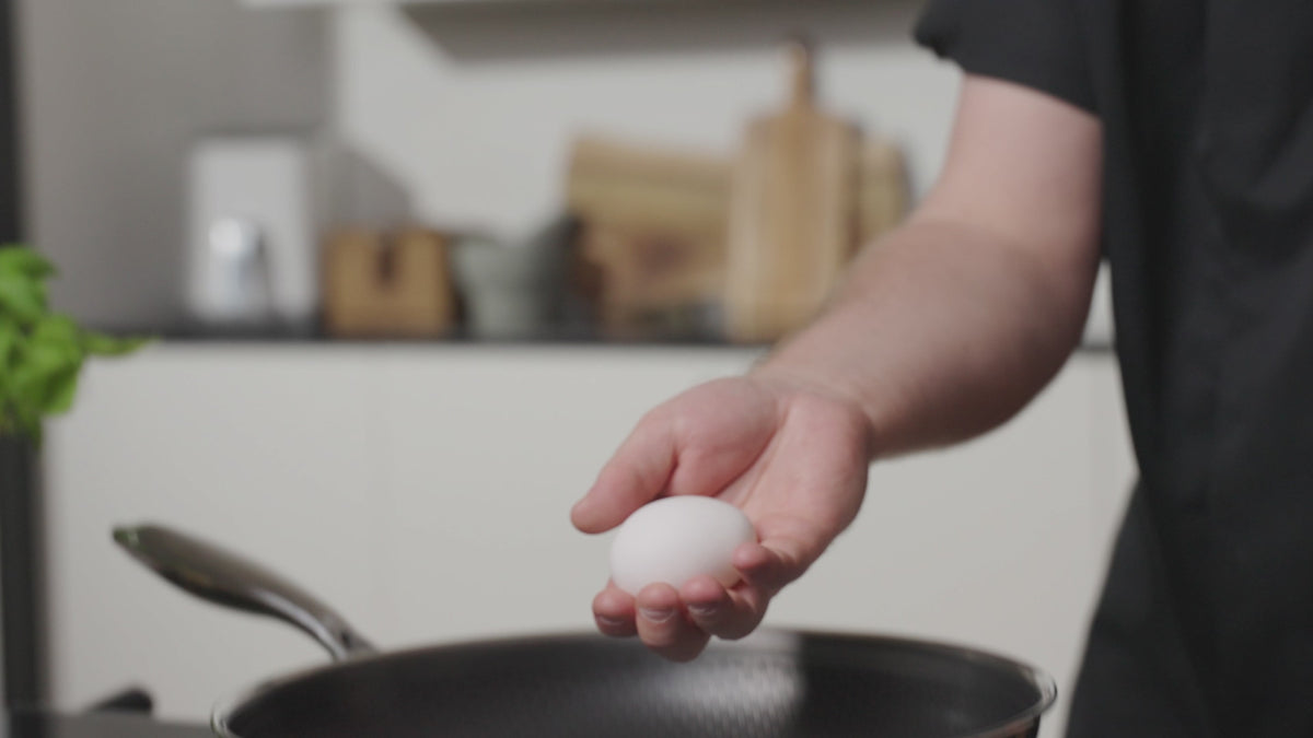 Indlæs video: 
KERAMISK INNOVATION - EXTREME NON-STICK